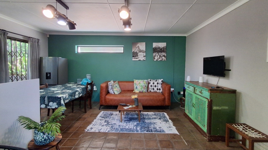 6 Bedroom Property for Sale in Vincent Eastern Cape